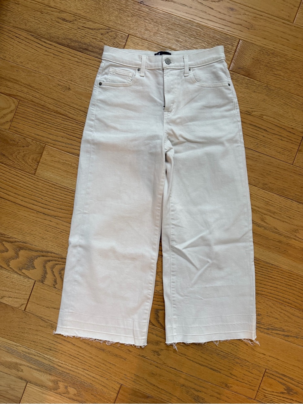 Women's Off-White Wide-Leg Jeans